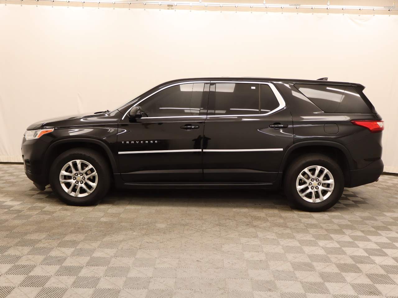 2019 Chevrolet Traverse LS