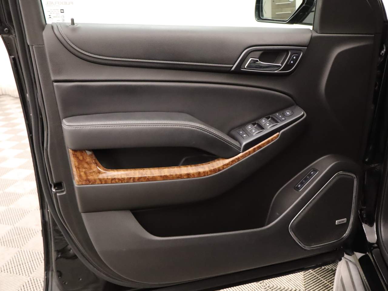 2015 Chevrolet Suburban LTZ