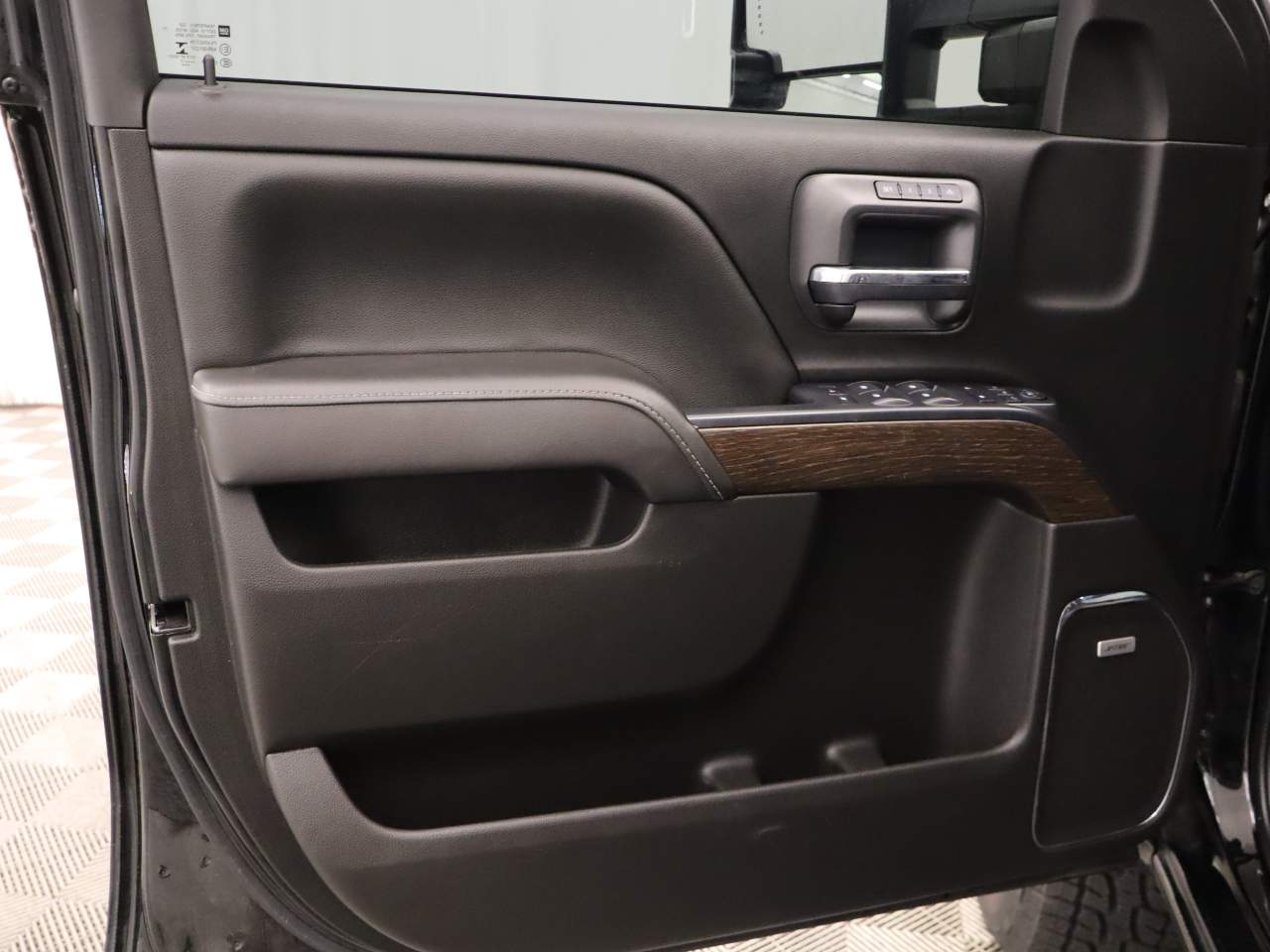 2017 GMC Sierra 2500HD Denali Crew Cab