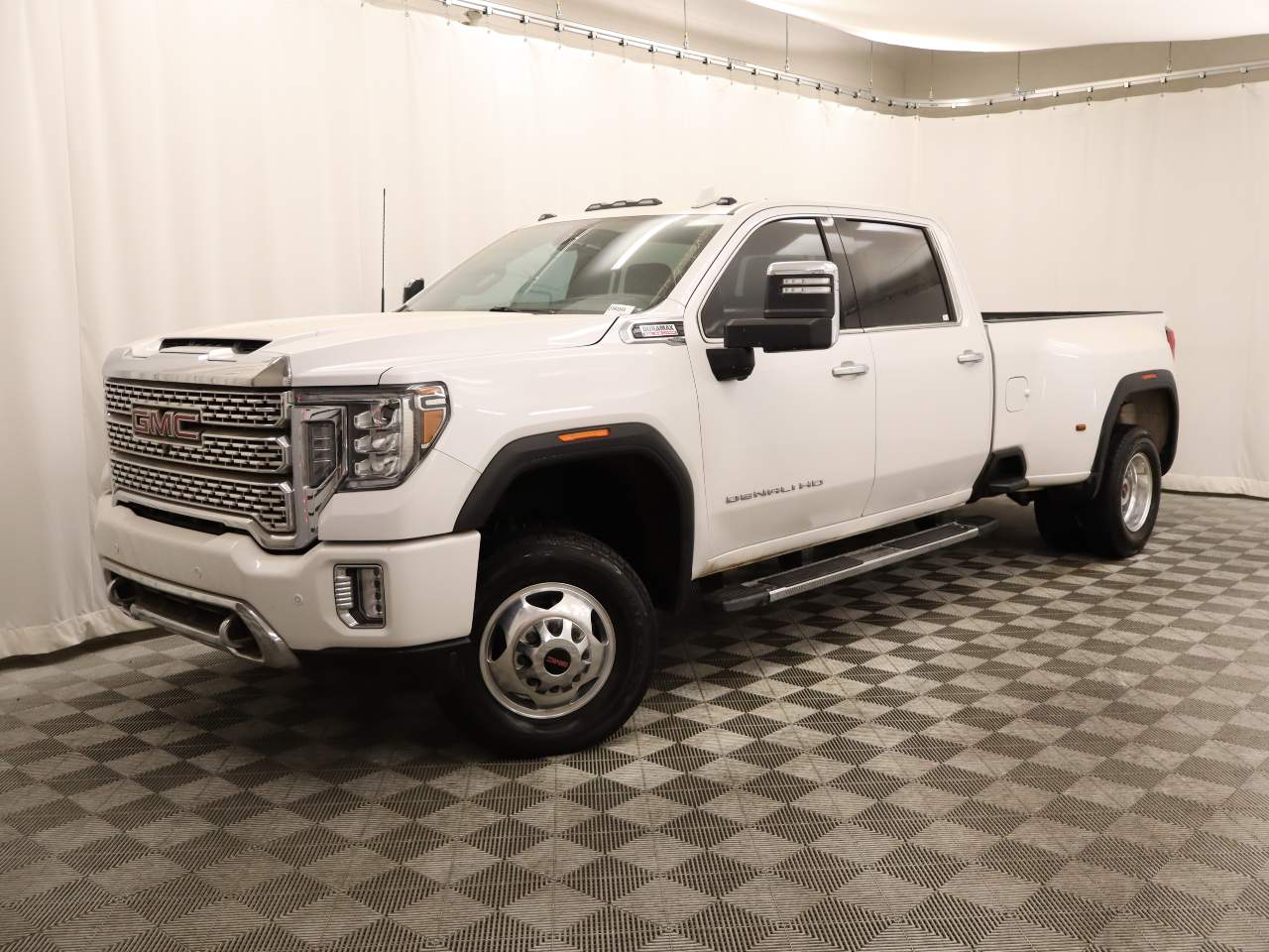 2020 GMC Sierra 3500HD Denali Crew Cab