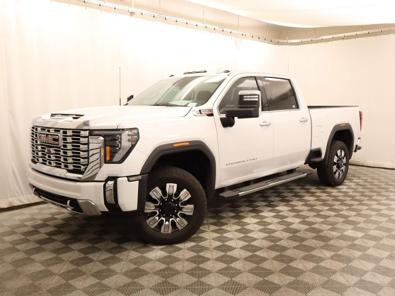 2025 GMC Sierra 2500HD Denali Crew Cab