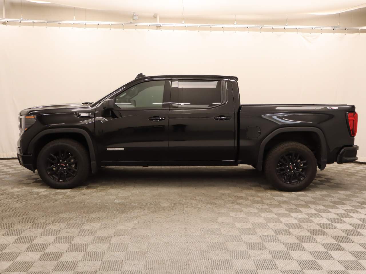 2025 GMC Sierra 1500 Elevation Crew Cab