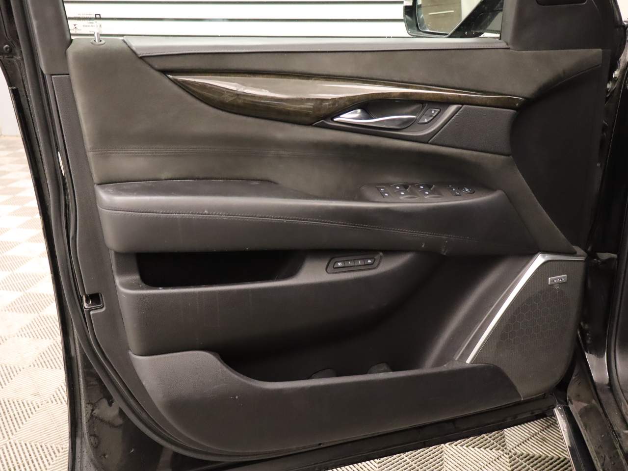 2017 Cadillac Escalade Platinum
