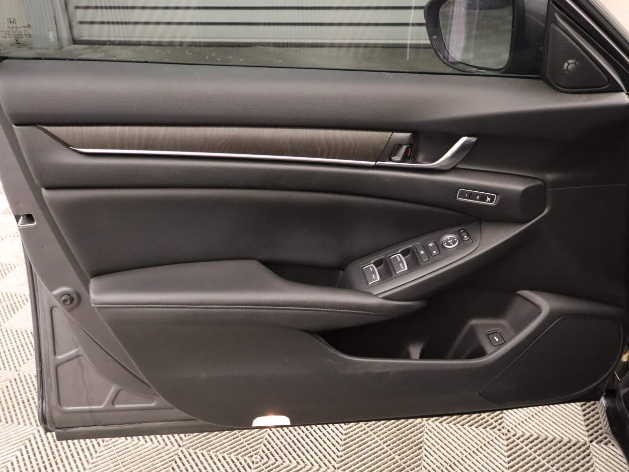 2020 Honda Accord Hybrid Touring