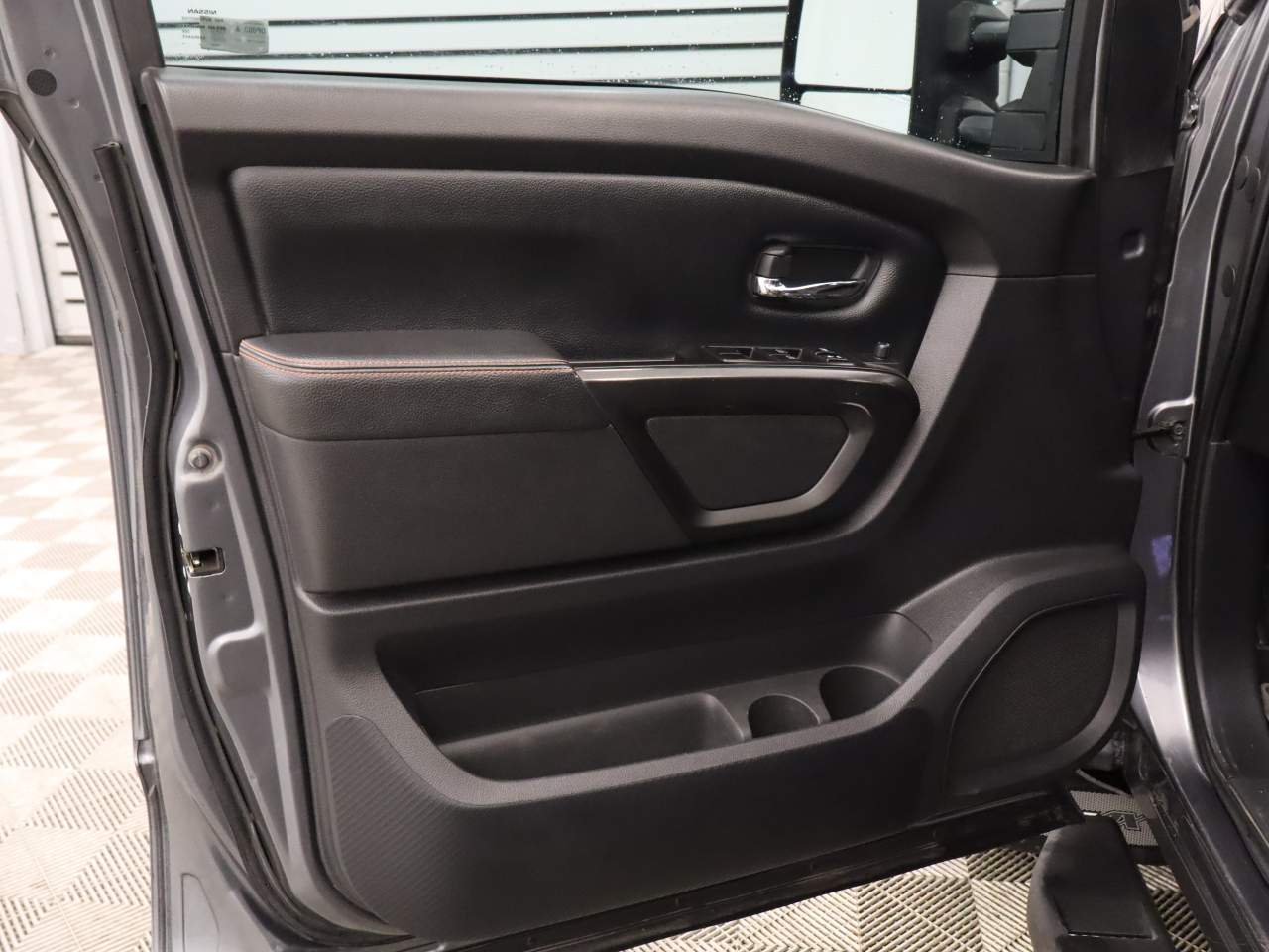 2021 Nissan Titan PRO-4X Crew Cab