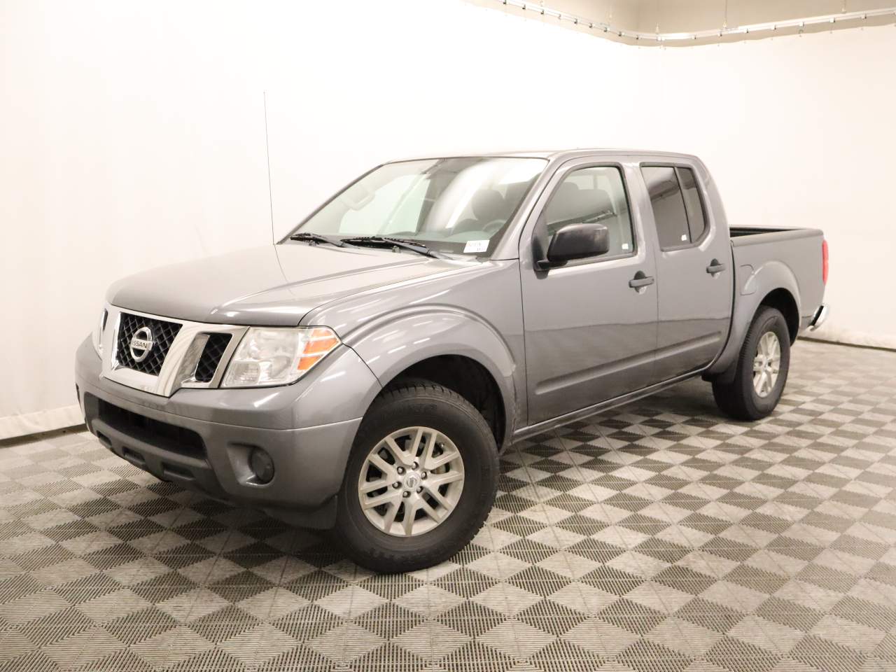 2019 Nissan Frontier SV Crew Cab