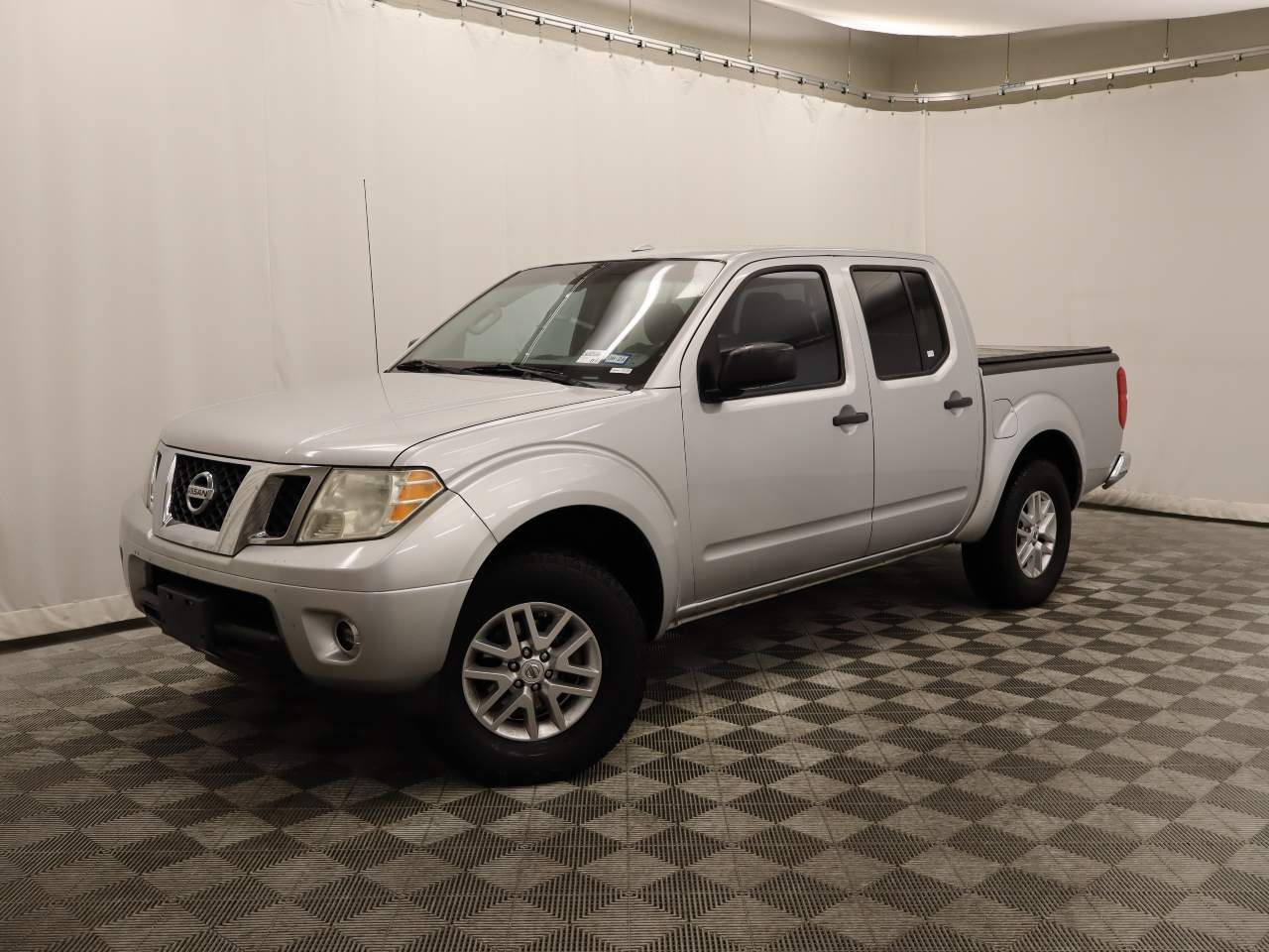 2016 Nissan Frontier SV Crew Cab