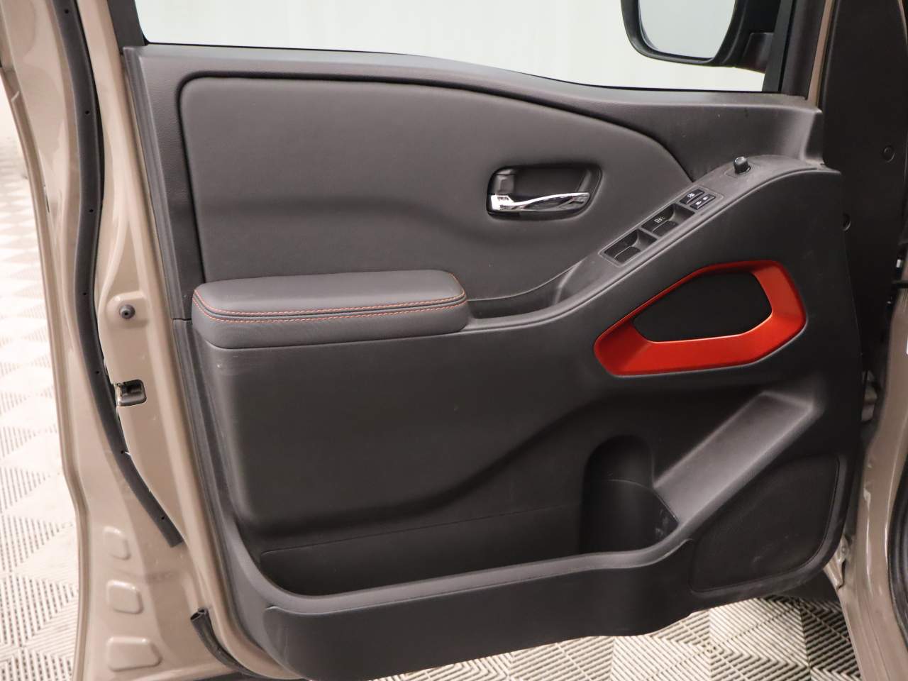 2024 Nissan Frontier PRO-4X Crew Cab