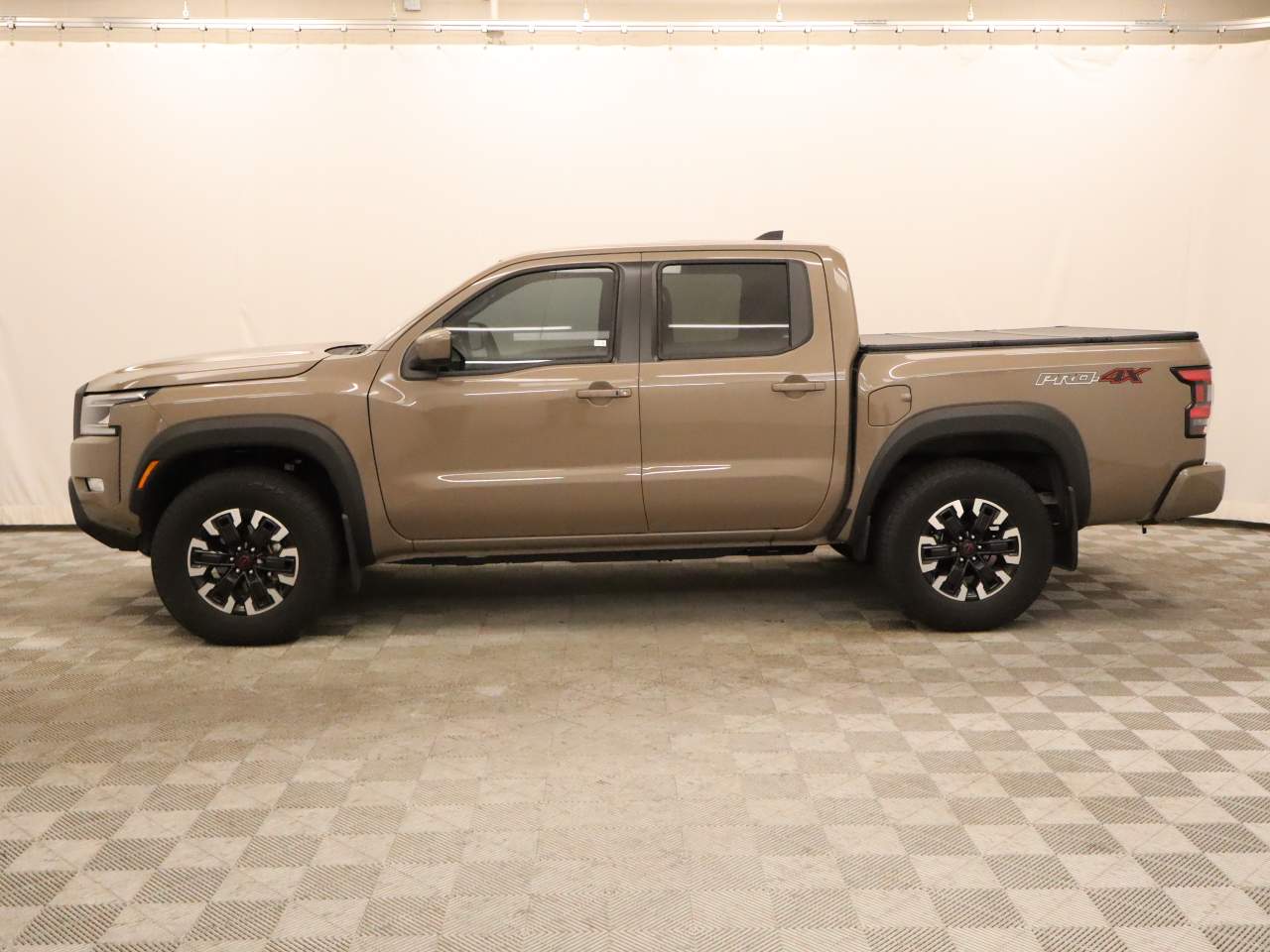2024 Nissan Frontier PRO-4X Crew Cab