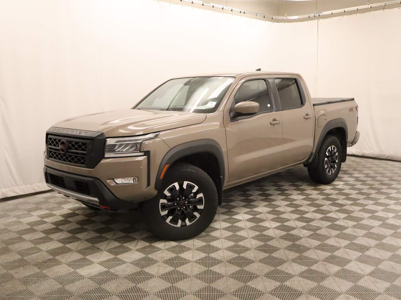 2024 Nissan Frontier PRO-4X Crew Cab