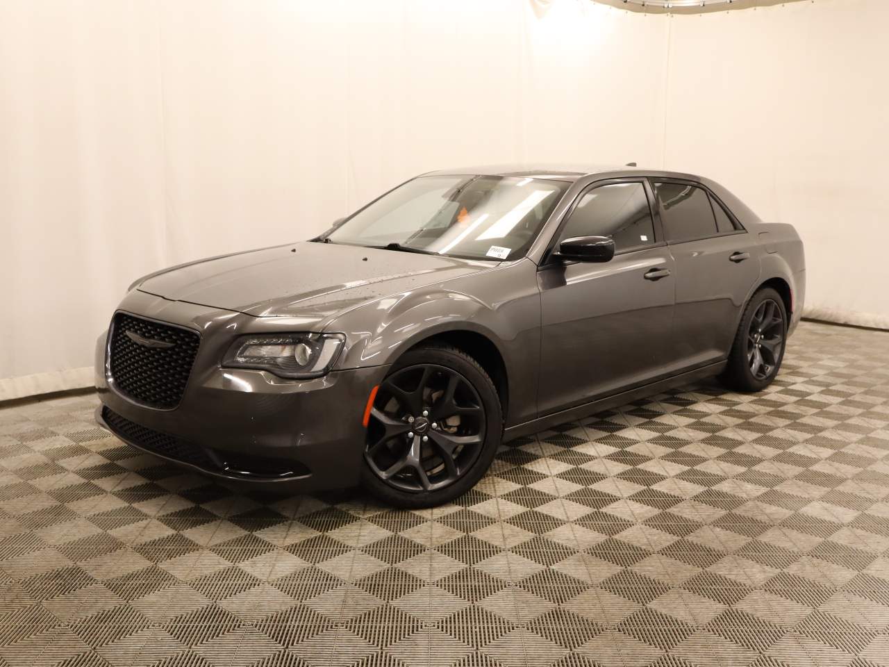 2022 Chrysler 300 Touring