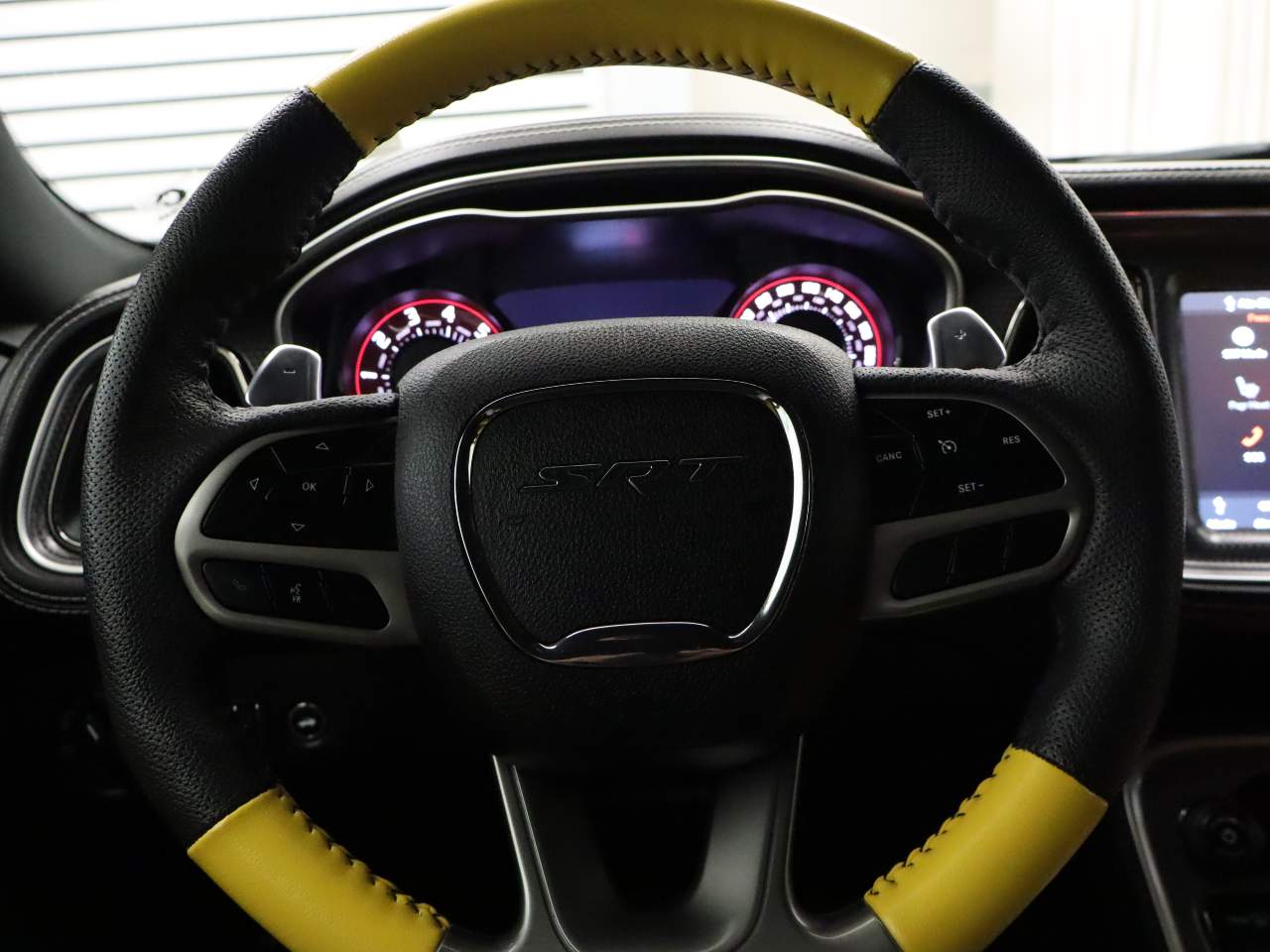2021 Dodge Challenger SRT - Photo 9