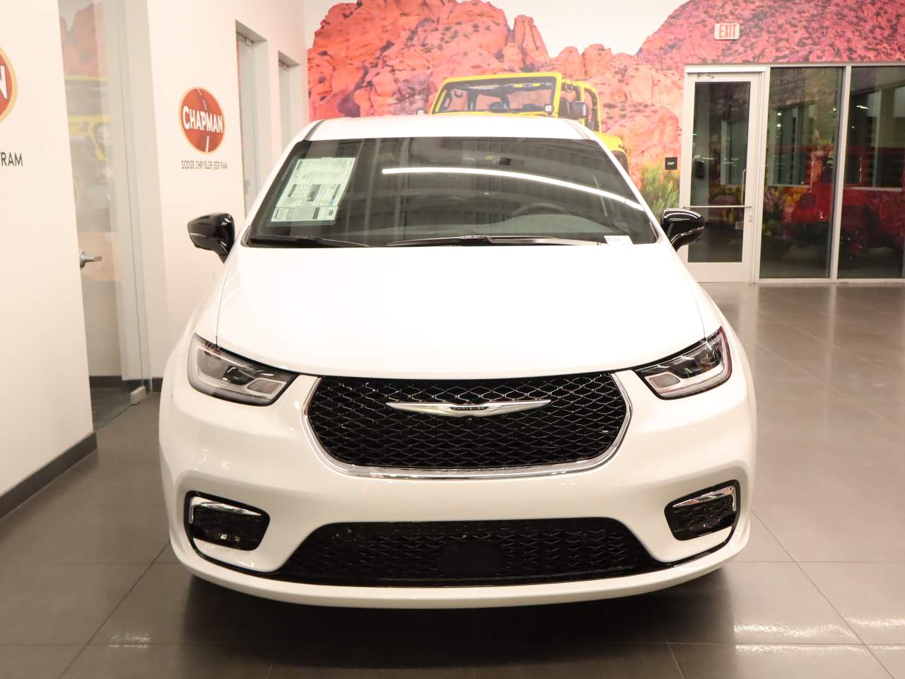 2026 Chrysler Pacifica Select