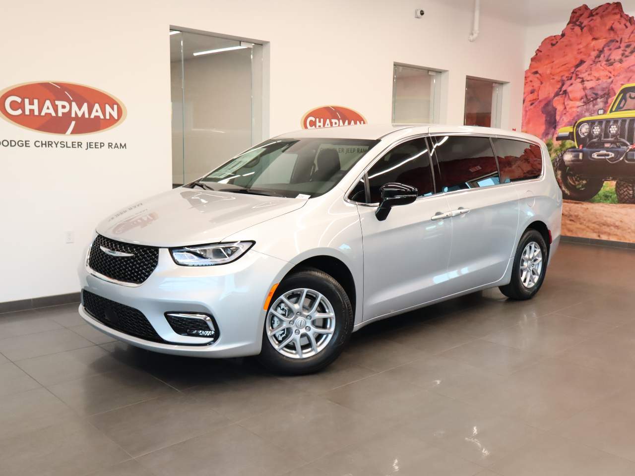 2026 Chrysler Pacifica Select