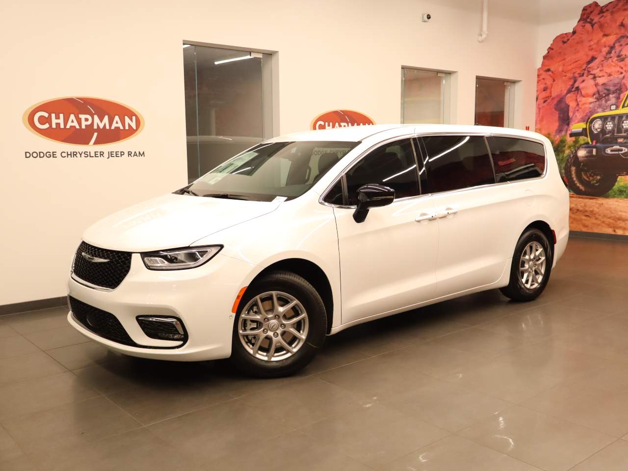 2026 Chrysler Pacifica Select