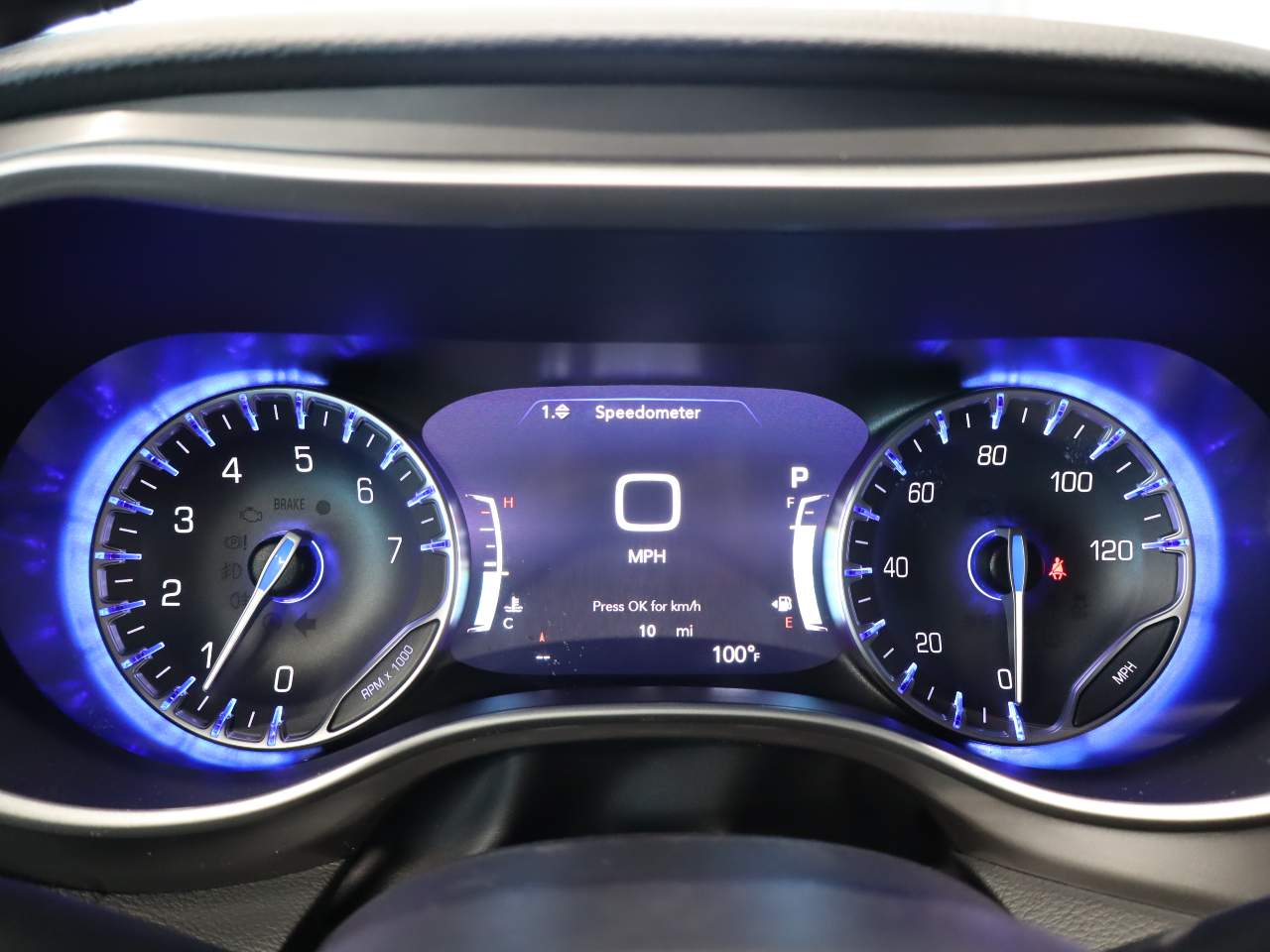 2025 Chrysler Pacifica Select