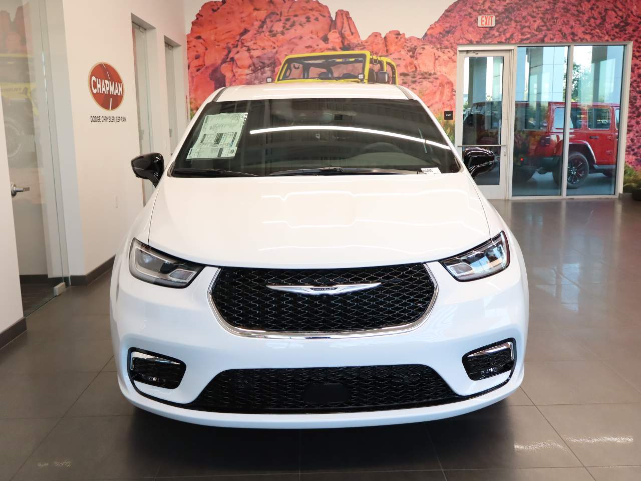 2026 Chrysler Pacifica Select