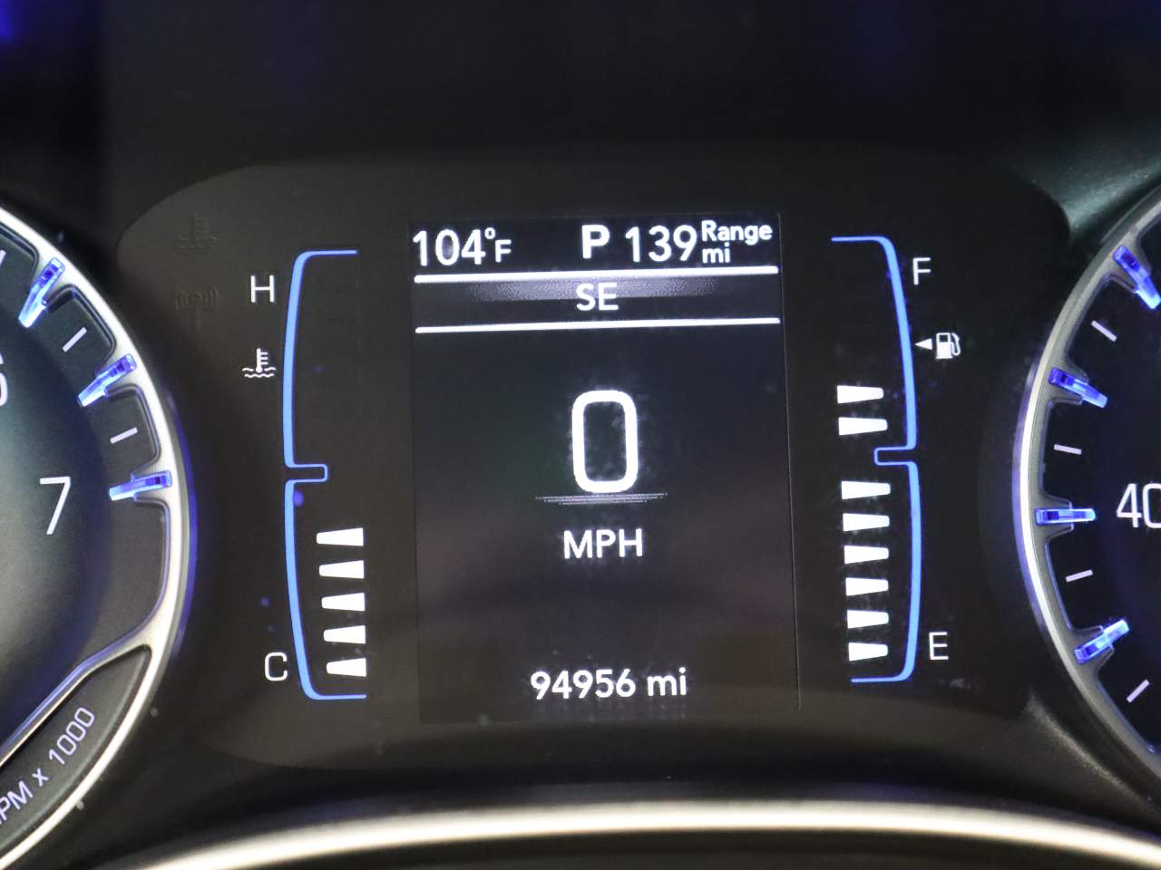 2020 Chrysler Voyager LXi