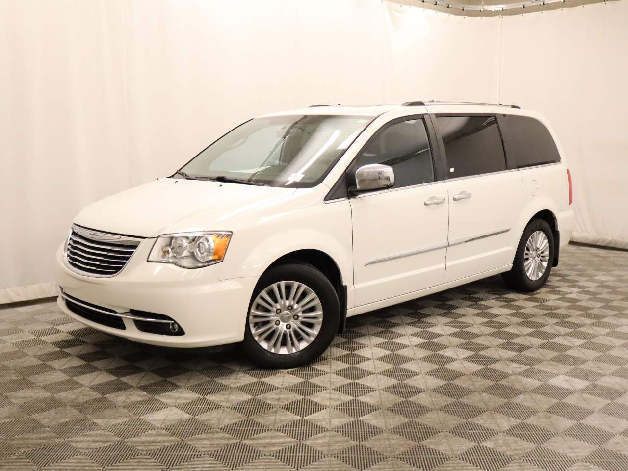 2012 Chrysler Town and Country Limited