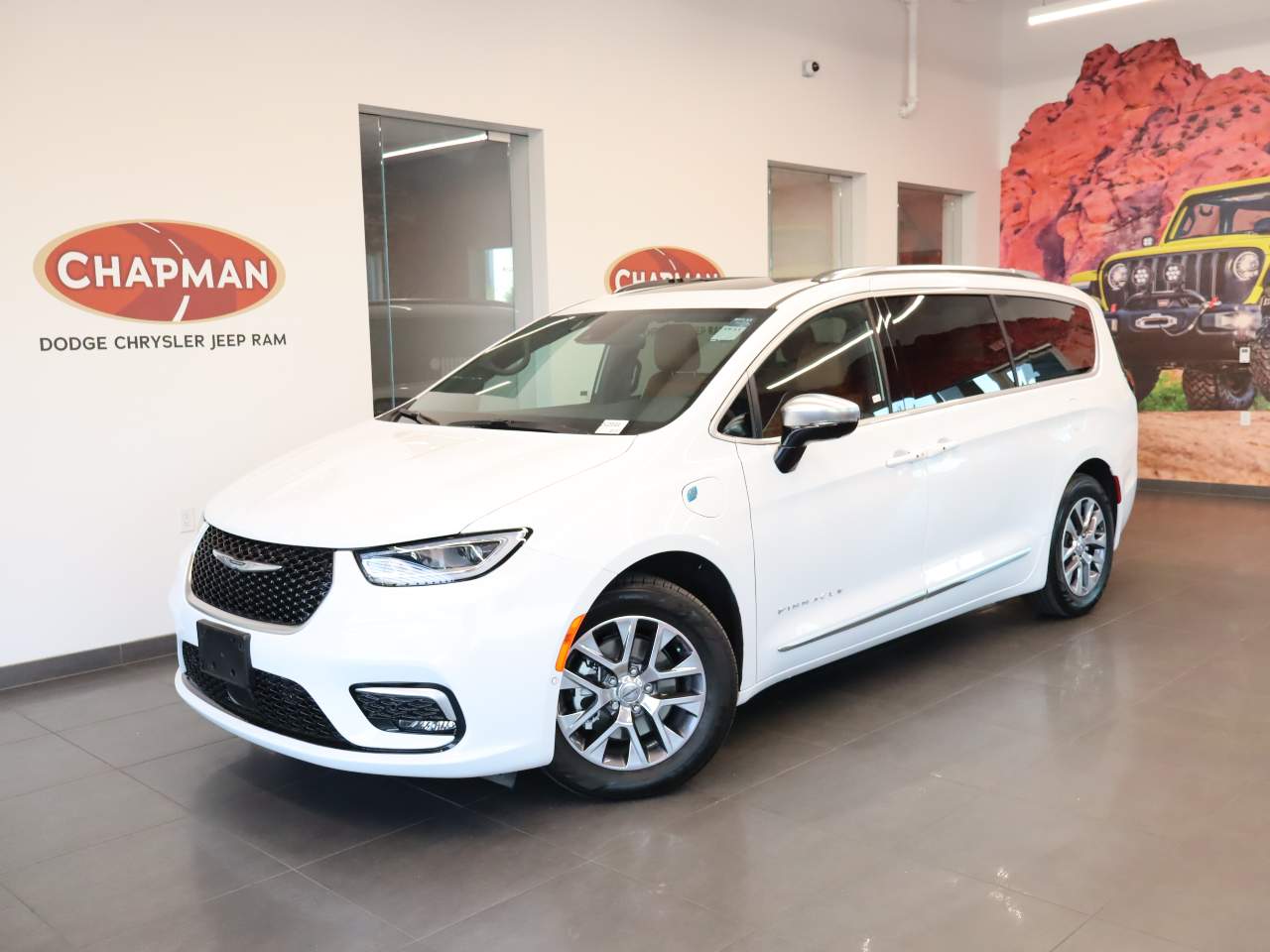 2025 Chrysler Pacifica Plug-In Hybrid Pinnacle