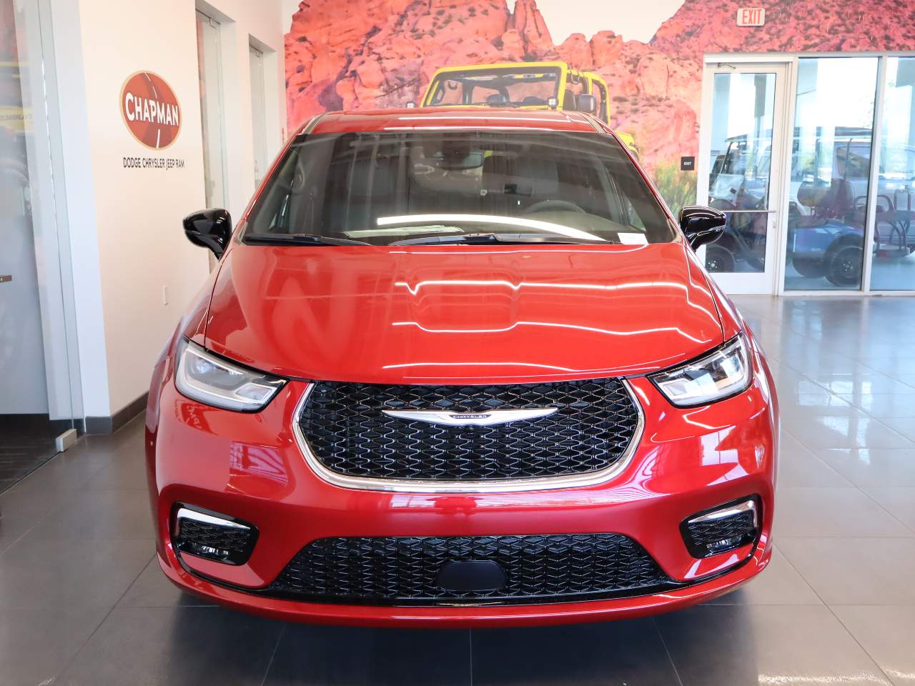 2025 Chrysler Pacifica Select