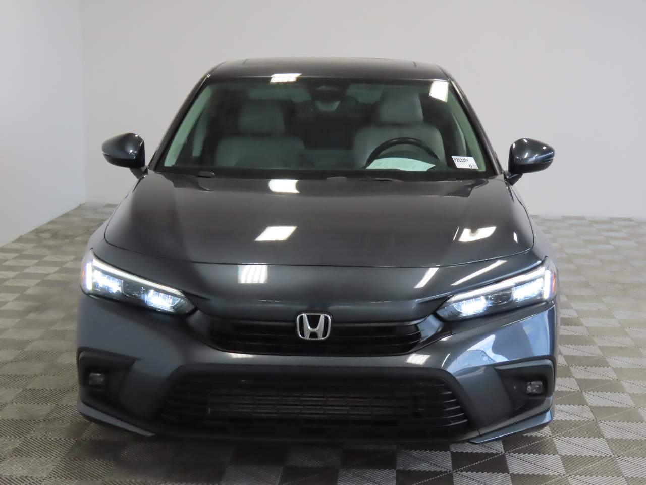 Used 2022 Honda Civic Touring with VIN 2HGFE1F94NH318005 for sale in Scottsdale, AZ