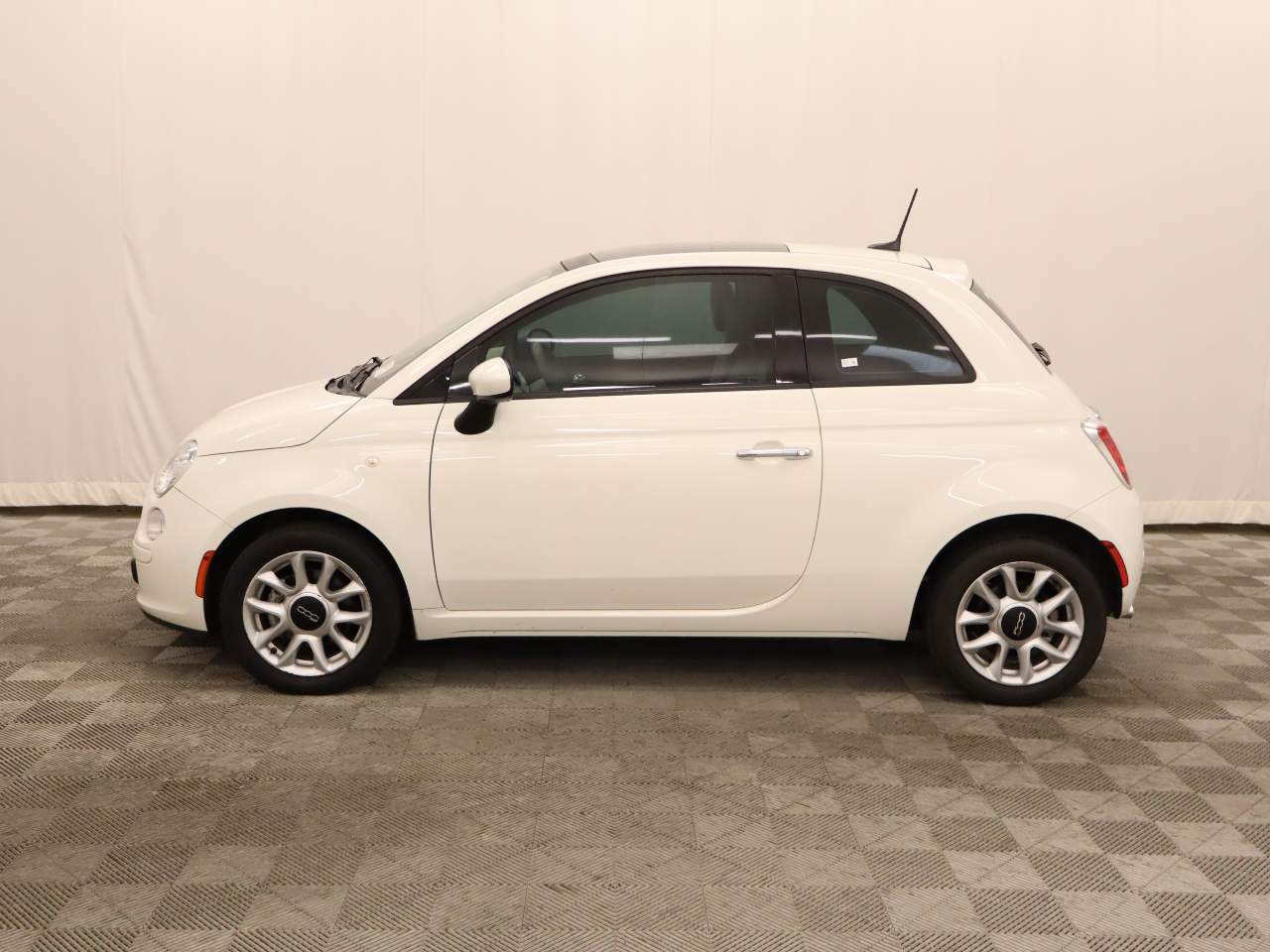 2017 FIAT 500 Pop