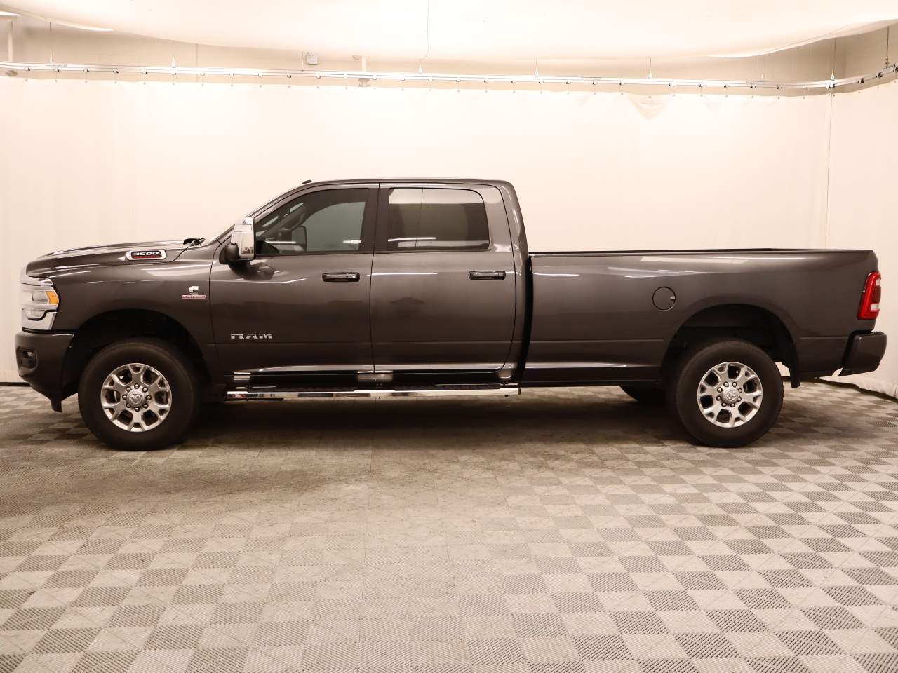 2024 Ram 3500 Laramie Crew Cab
