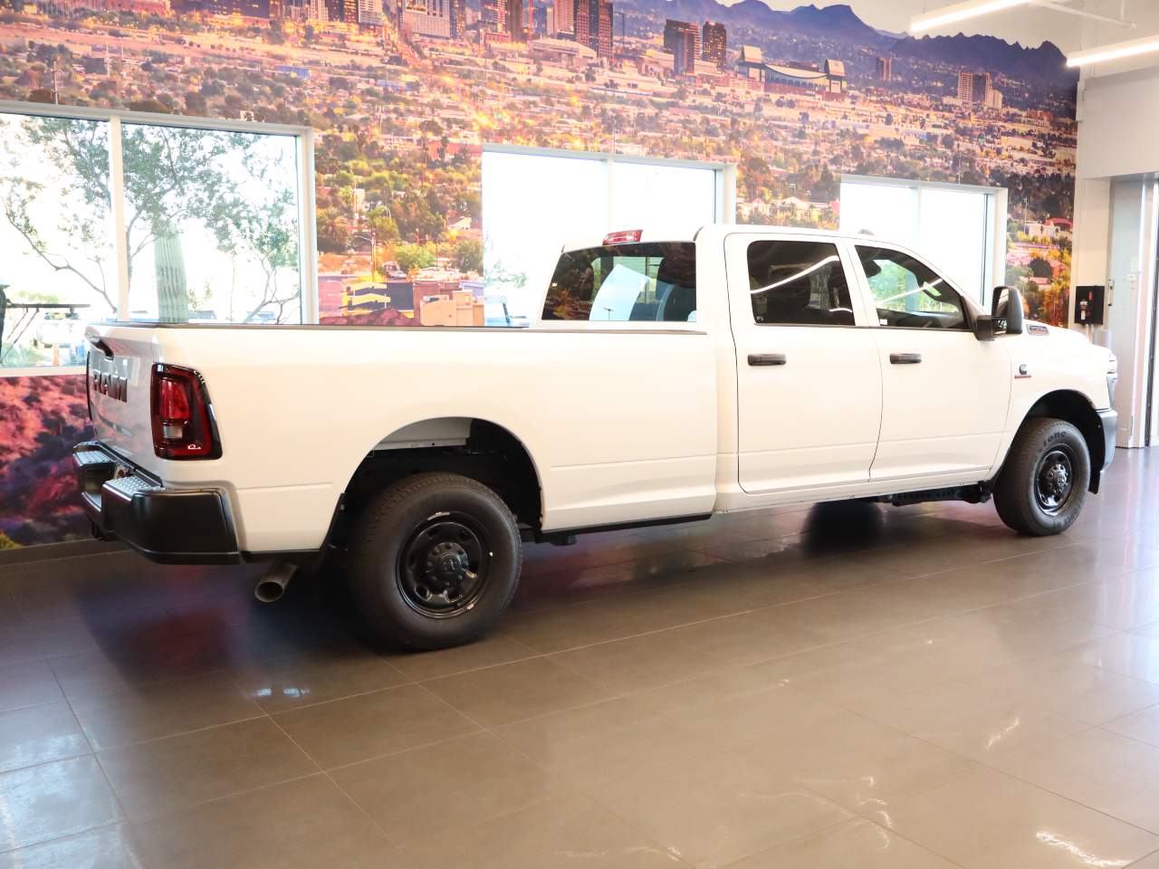 2025 RAM 2500 Tradesman - Photo 8