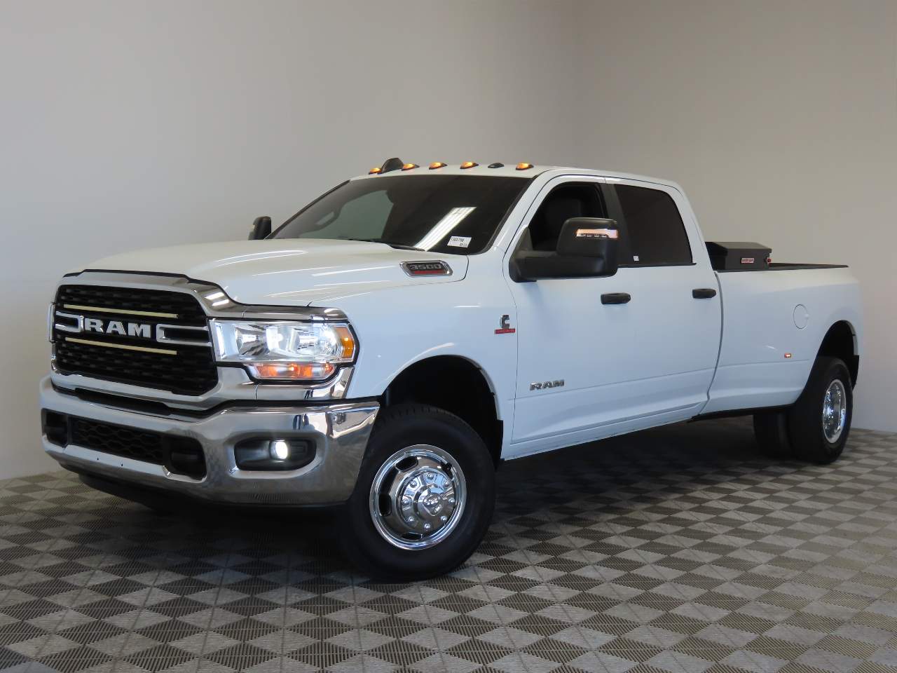 2024 Ram 3500 Big Horn Crew Cab