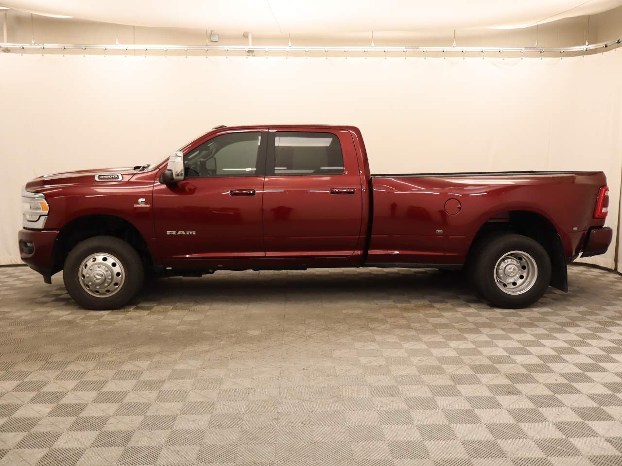 2024 Ram 3500 Laramie Crew Cab