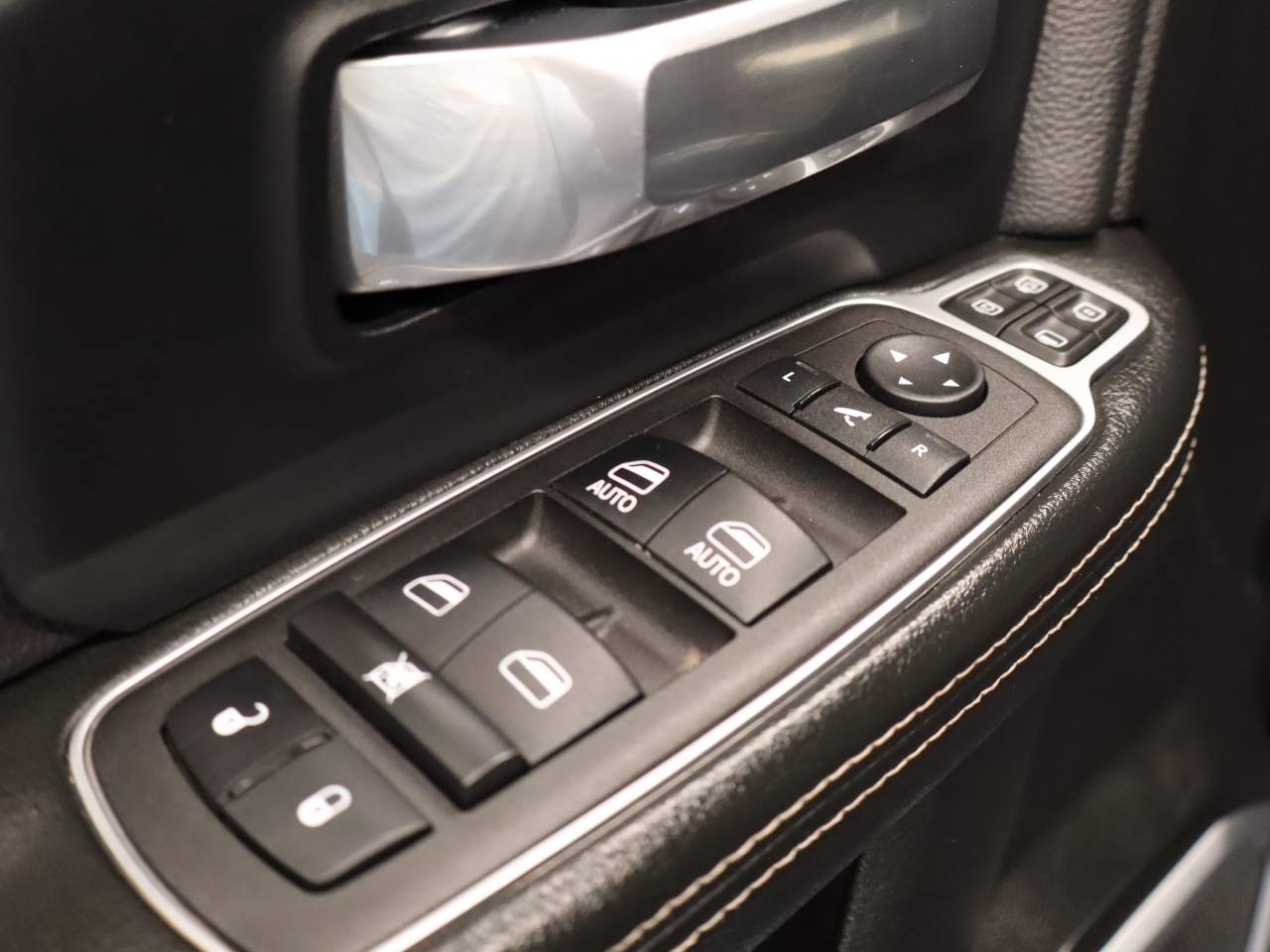 2023 RAM Ram 3500 Pickup Laramie - Photo 23