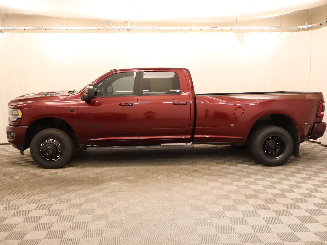 2024 Ram 3500 Laramie Crew Cab