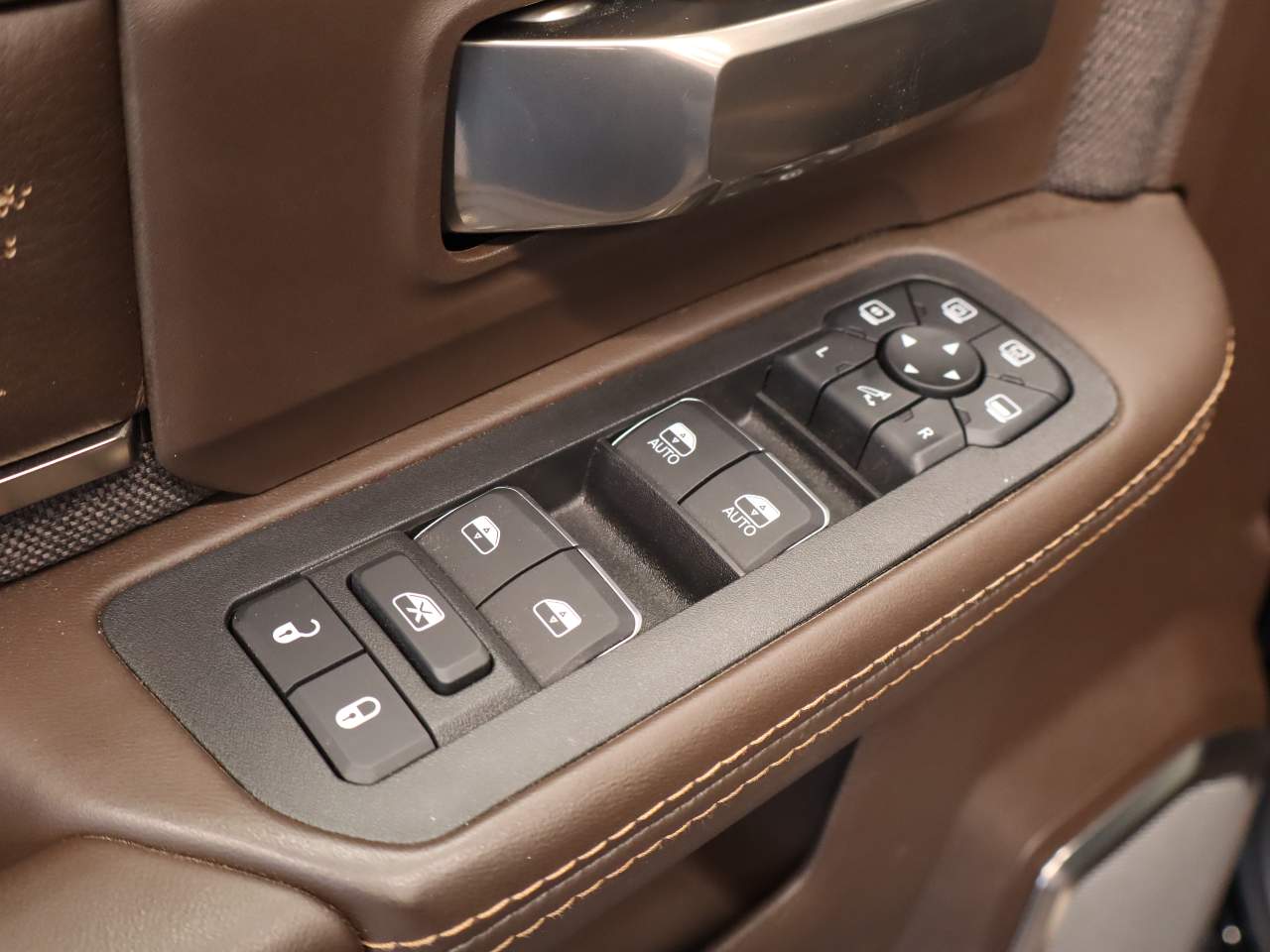 2026 RAM 3500 Limited/Longhorn - Photo 27