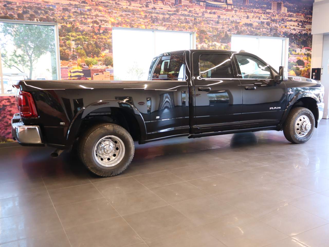 2026 RAM 3500 Limited/Longhorn - Photo 8