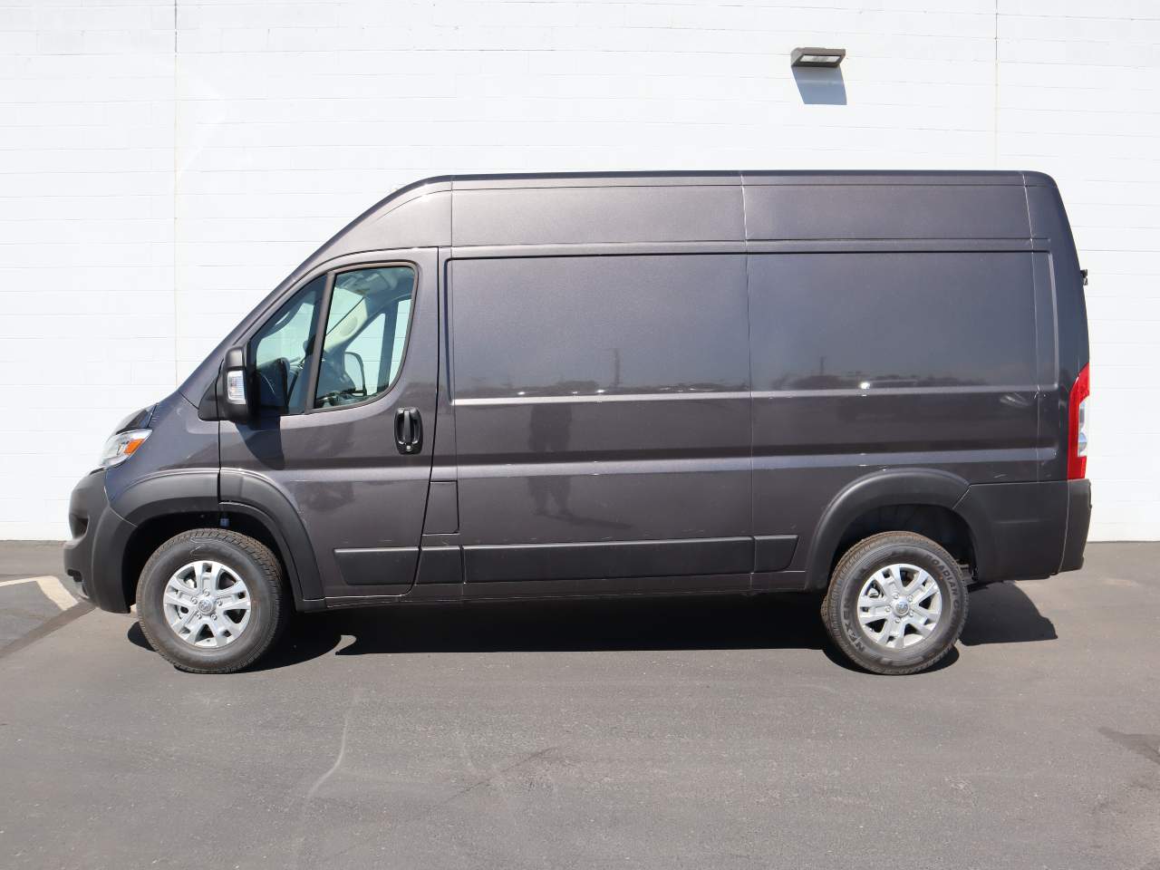 2024 Ram ProMaster Cargo SLT