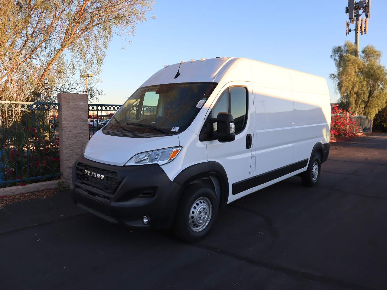 2024 Ram ProMaster Cargo Trad