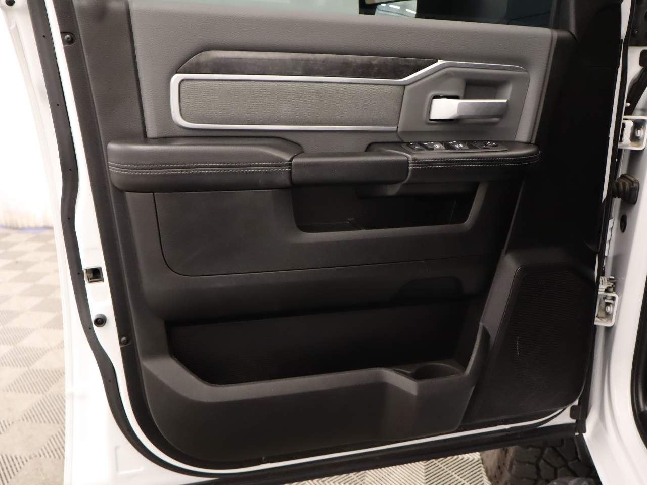 2022 Ram 2500 Big Horn Crew Cab
