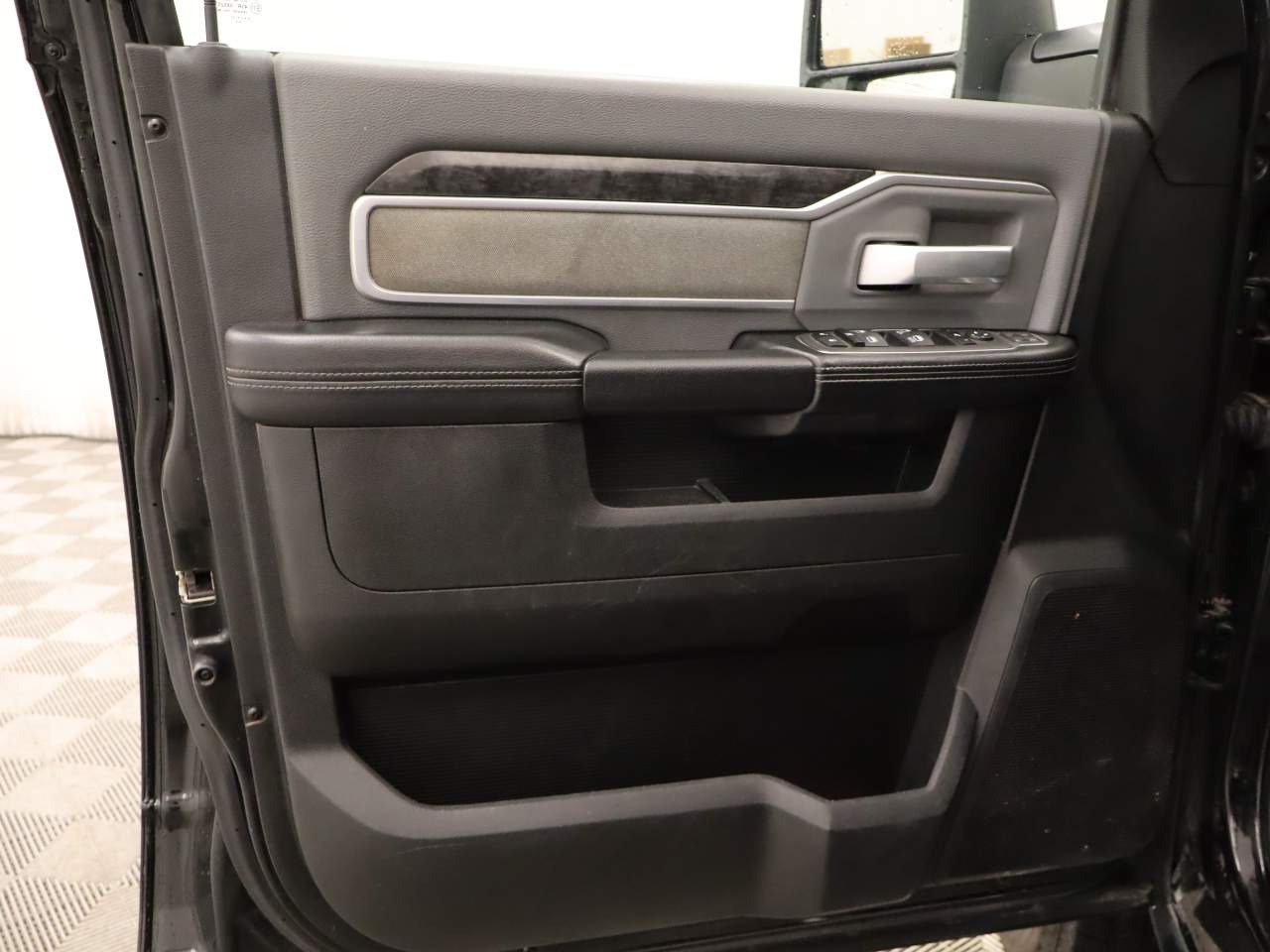 2023 Ram 2500 Big Horn Crew Cab