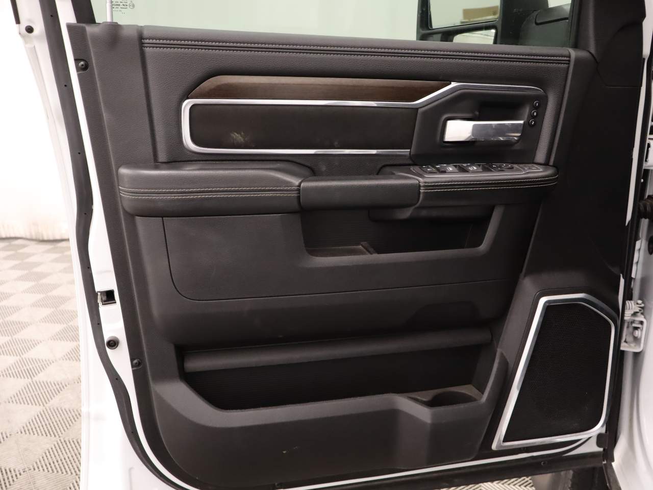 2024 Ram 2500 Laramie Crew Cab