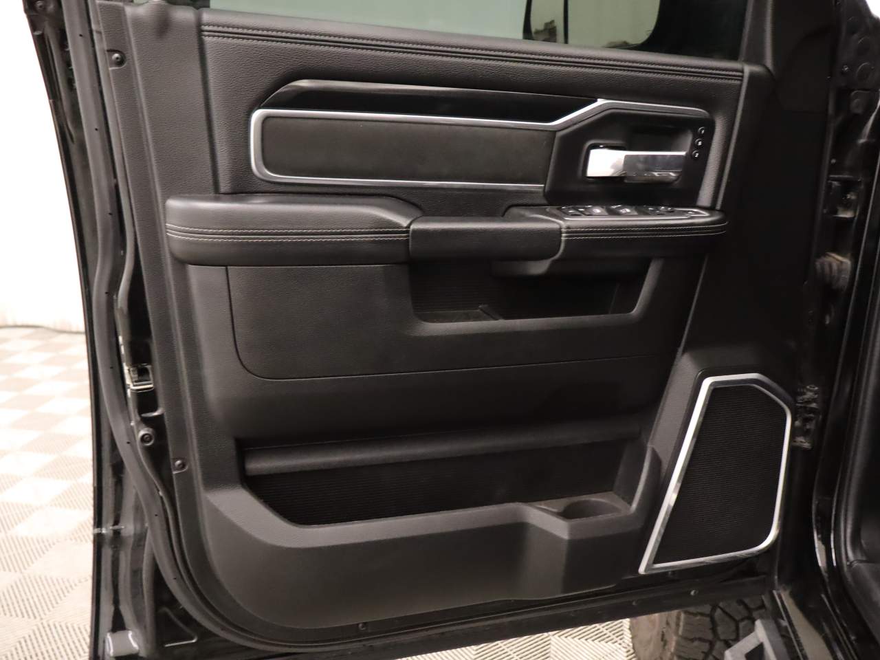 2022 Ram 2500 Laramie Crew Cab