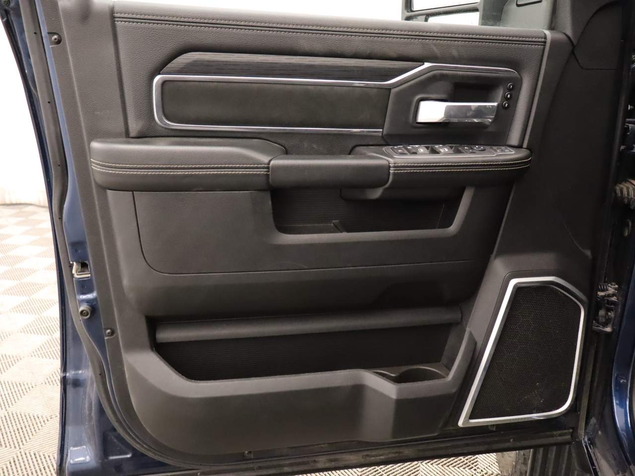 2024 Ram 2500 Laramie Crew Cab