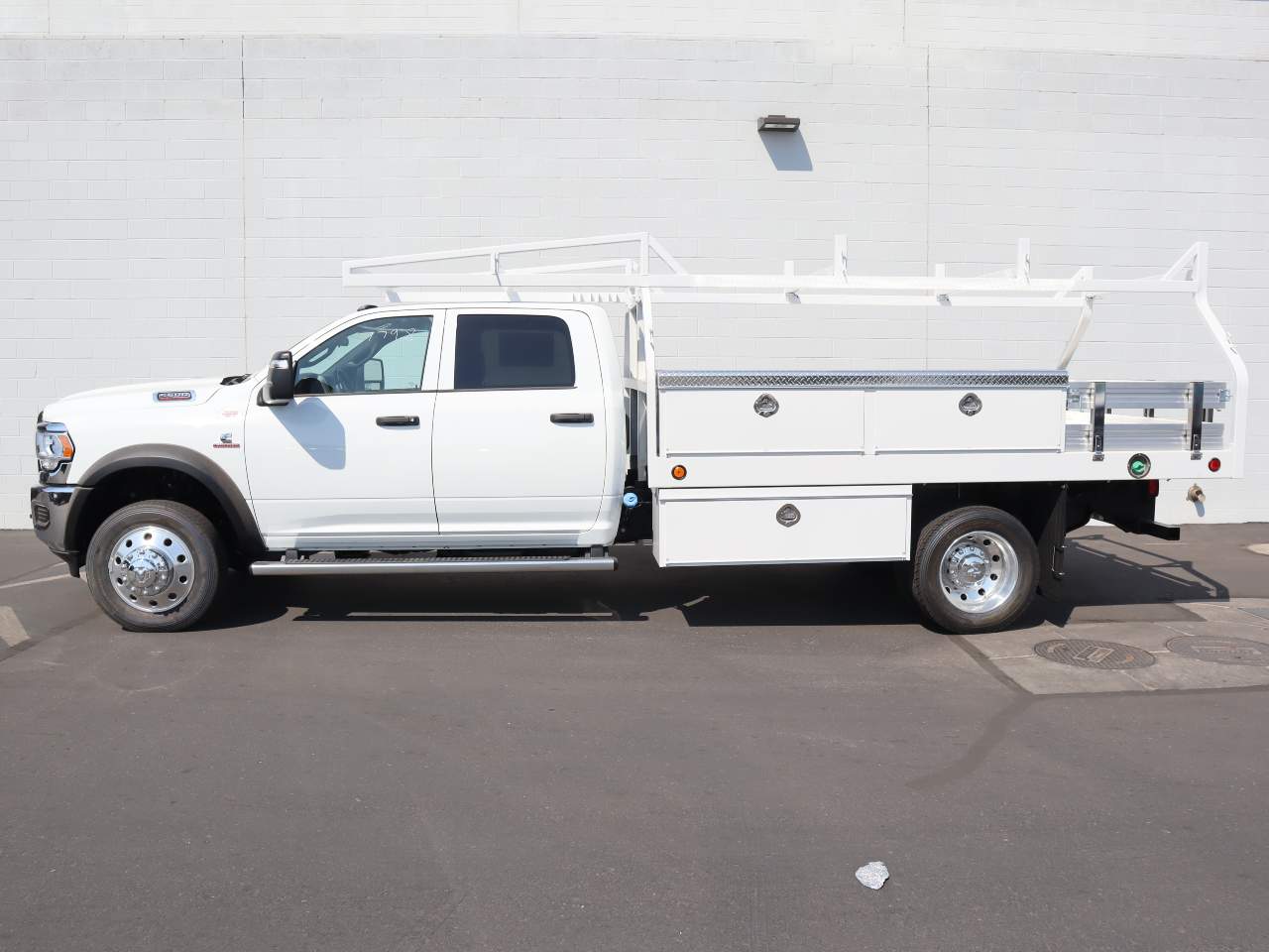 2024 Ram 5500 Crew Cab Chassis