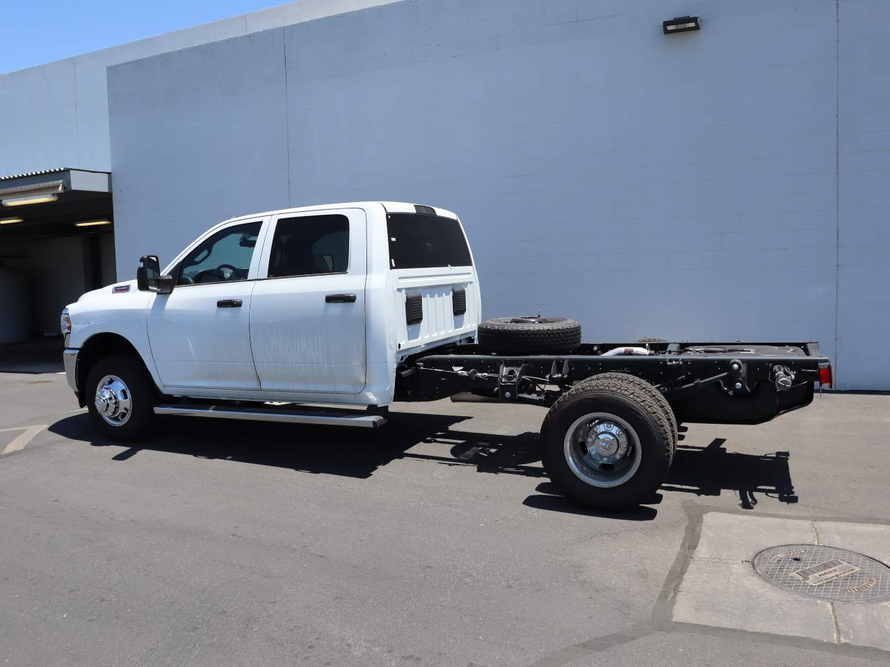 2024 Ram 3500 Crew Cab Chassis