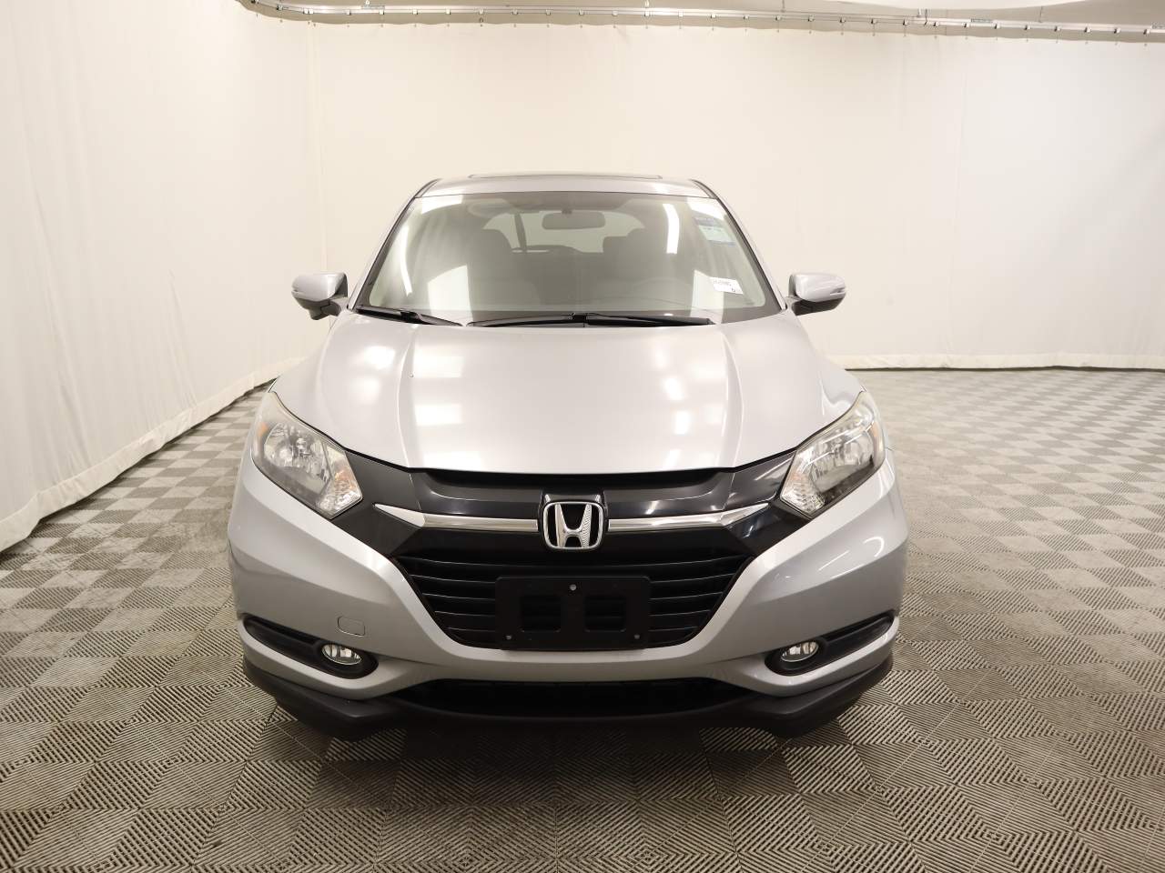 Used 2018 Honda HR-V EX with VIN 3CZRU5H50JG705350 for sale in Scottsdale, AZ