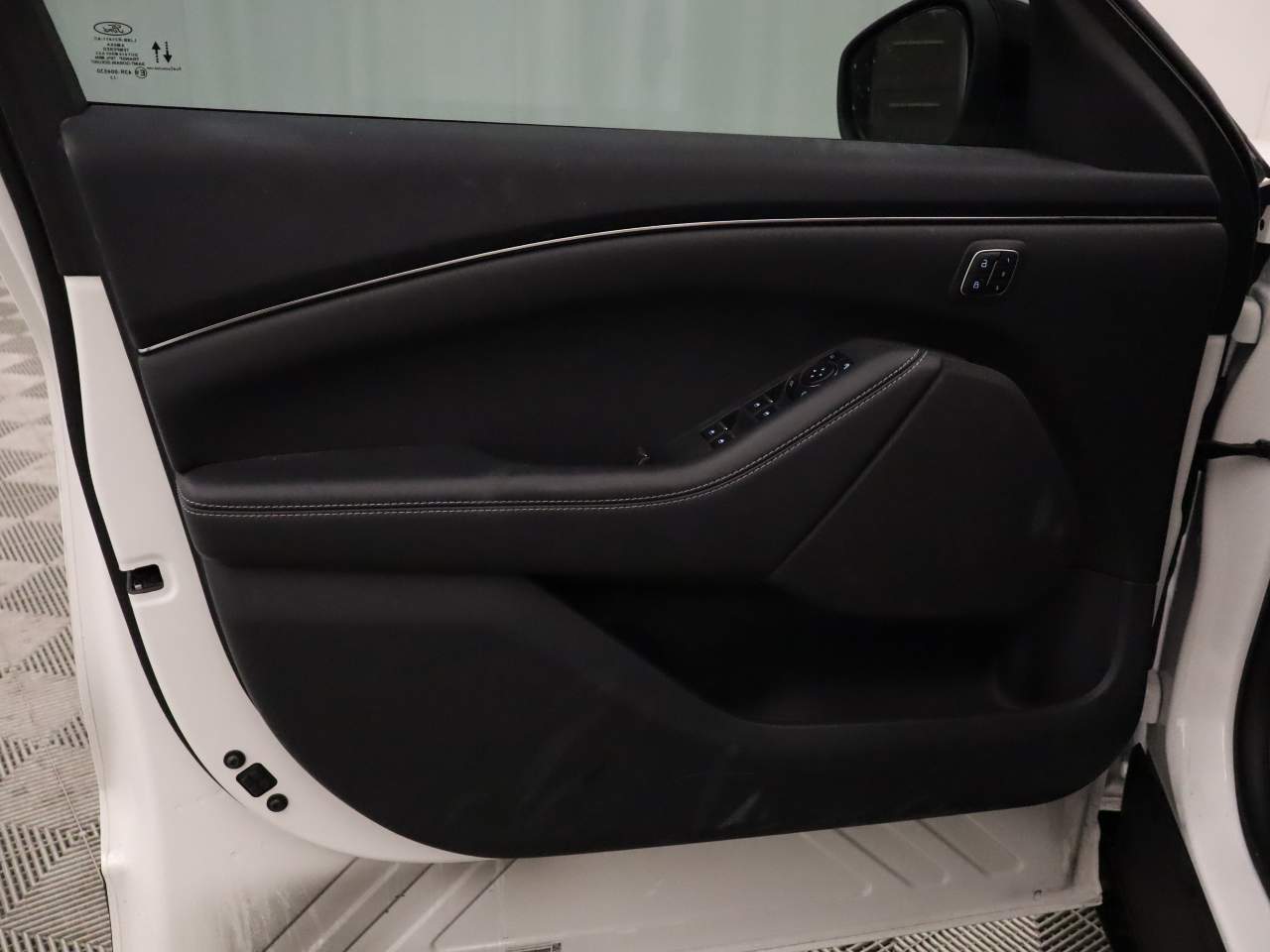 2023 Ford Mustang Mach-E California Route 1
