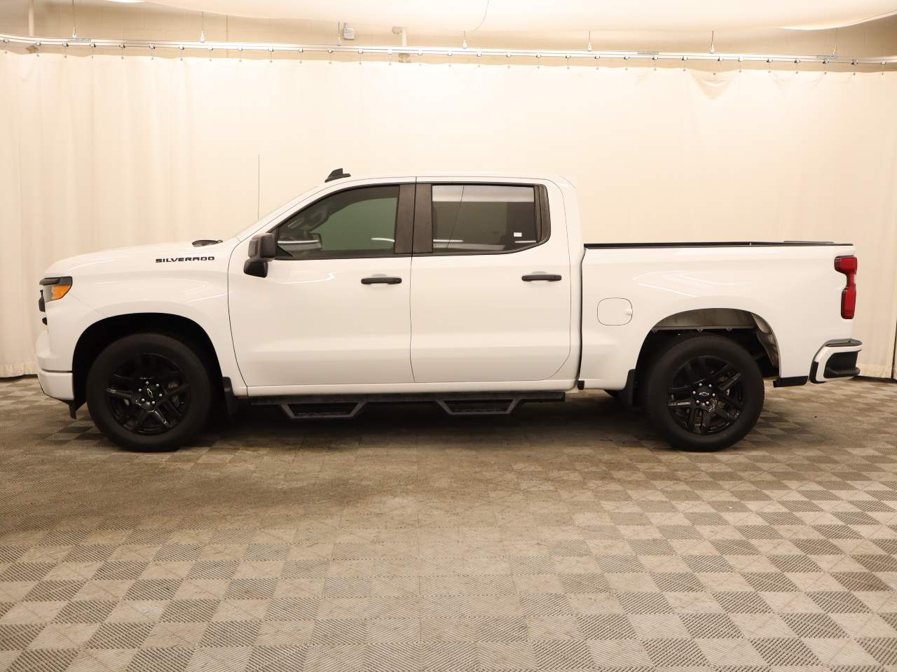 2024 Chevrolet Silverado 1500 Custom Crew Cab