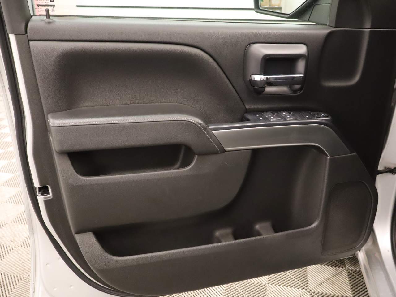 2018 Chevrolet Silverado 1500 LT Crew Cab