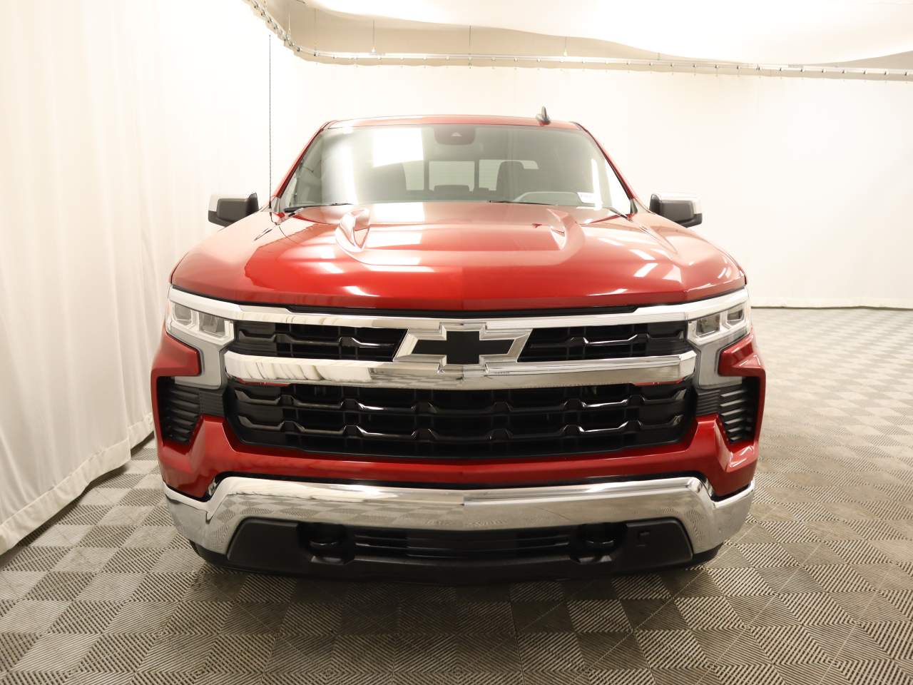 Used 2022 Chevrolet Silverado 1500 LT with VIN 3GCUDDET2NG543627 for sale in Scottsdale, AZ