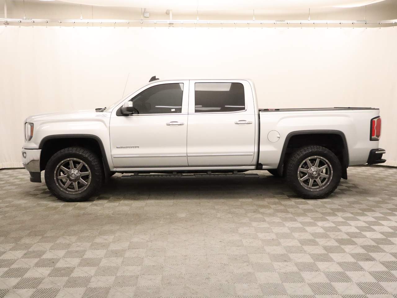 2017 GMC Sierra 1500 SLT Crew Cab